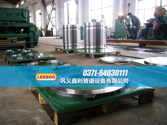 鑫利<a href=http://m.acixz.cn target=_blank class=infotextkey>補償器</a>組裝車間