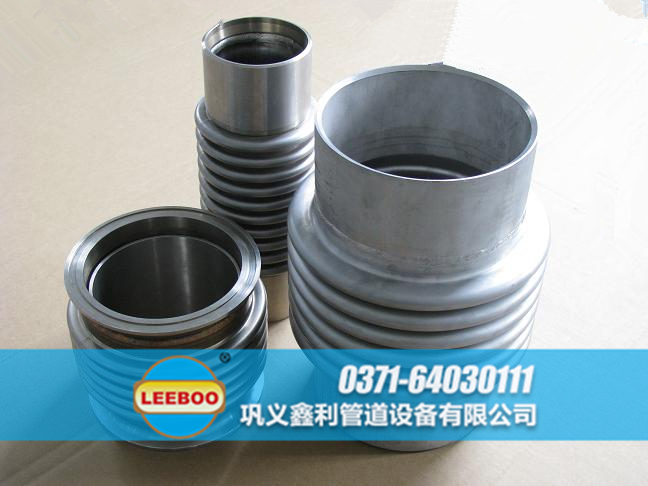 湖南省邵陽市新寧縣溝槽式<a href=http://m.acixz.cn target=_blank class=infotextkey>補償器</a> /></p>鑫利管道是專業(yè)開發(fā)、研制和生產波紋<a href=http://m.acixz.cn target=_blank class=infotextkey>補償器</a>廠家，該產品具有尺寸準備、結構緊湊、安裝可靠、耐腐蝕、便于安裝、壽命長等優(yōu)點，廣泛應用于航天、發(fā)電、石化和城市供熱等行業(yè)的各類管道和設備，并在全國多個工程上得到應用。以其優(yōu)良的品質，深受國內外用戶的贊譽和好評。<br />     鑫利管道生產的湖南省邵陽市新寧縣波紋<a href=http://m.acixz.cn target=_blank class=infotextkey>補償器</a>由構成其工作主體的波紋管（一種彈性元件）和端管、支架、法蘭、導管等附件組成。主要用在各種管道中，它能夠補償管道的熱位移，機械變形和吸收各種機械振動，起到降低管道變形應力和提高管道使用壽命的作用。波紋<a href=http://m.acixz.cn target=_blank class=infotextkey>補償器</a>連接方式分為法蘭連接和焊接兩種。波紋<a href=http://m.acixz.cn target=_blank class=infotextkey>補償器</a>屬于一種補償元件，利用其工作主體波紋管的有效伸縮變形，以吸收管線、導管、容器等由熱脹冷縮等原因而產生的尺寸變化，或補償管線、導管、容器等的軸向、橫向和角向位移。也可用于降噪減振。在現(xiàn)代工業(yè)中用途廣泛。<br />     波紋<a href=http://m.acixz.cn target=_blank class=infotextkey>補償器</a>的可靠性是由設計、制造、安裝及運行管理等多個環(huán)節(jié)構成的?？煽啃砸矐搹倪@幾個方面進行考慮。材料選擇對用于供熱管網的波紋<a href=http://m.acixz.cn target=_blank class=infotextkey>補償器</a>選材，除應考慮工作介質、工作溫度和外部環(huán)境外，還應考慮應力腐蝕的可能性、水處理劑和管道清洗劑對材料的影響等，并在此基礎上結合波紋<a href=http://m.acixz.cn target=_blank class=infotextkey>補償器</a>材料的焊接、成型以及材料的性能價格比，優(yōu)選出經濟實用的波紋管制作材料。<br />     一般情況下，選用湖南省邵陽市新寧縣波紋<a href=http://m.acixz.cn target=_blank class=infotextkey>補償器</a>的材料應滿足下列條件：<br />（1）高彈性極限、抗拉強度和疲勞強度，保證其正常工作。<br />（2）良好的塑性，便于波紋<a href=http://m.acixz.cn target=_blank class=infotextkey>補償器</a>加工成形，且能通過隨后的處理工藝（冷作硬化、熱處理等）獲得足夠的硬度和強度。<br />（3）較好的耐腐蝕性能，滿足在不同環(huán)境下工作要求。<br />（4）良好的焊接性能，滿足在制作過程中的焊接工藝要求。<br />    對于地溝敷設的熱力管網，當波紋<a href=http://m.acixz.cn target=_blank class=infotextkey>補償器</a>所處管道地勢較低時，雨水或事故性污水會浸泡波紋管，應考慮選用耐蝕性更強的材料，如鐵鎳合金、高鎳合金等。由于此類材料價格較高，在制造波波紋<a href=http://m.acixz.cn target=_blank class=infotextkey>補償器</a>時，可以考慮僅在與腐蝕性介質接觸的表面增加一層耐蝕合金。疲勞壽命設計由波紋<a href=http://m.acixz.cn target=_blank class=infotextkey>補償器</a>的失效類型及原因分析可以看出，該產品的平面穩(wěn)定性、周向穩(wěn)定性及耐腐蝕性能均與其位移量即疲勞壽命相關。過低的疲勞壽命將會導致其穩(wěn)定性及耐蝕性能下降。<br />    鑫利管道波紋<a href=http://m.acixz.cn target=_blank class=infotextkey>補償器</a>設計合理、性能優(yōu)良，在業(yè)界擁有良好的口碑。另外公司長期從事波紋<a href=http://m.acixz.cn target=_blank class=infotextkey>補償器</a>批發(fā)與零售，歡迎新老用戶前來選購！國內波紋<a href=http://m.acixz.cn target=_blank class=infotextkey>補償器</a>哪家好，鑫利管道是選！<p style=